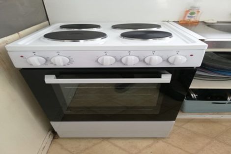 Photo of property in 1/160 Edgeware Road, Edgeware, Christchurch, 8013