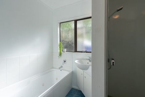 Photo of property in 22 Kilsyth Street, Karori, Wellington, 6012