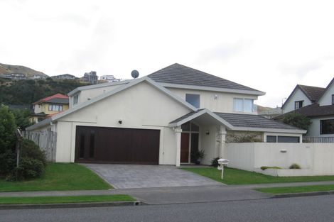 Photo of property in 160 Westchester Drive, Churton Park, Wellington, 6037