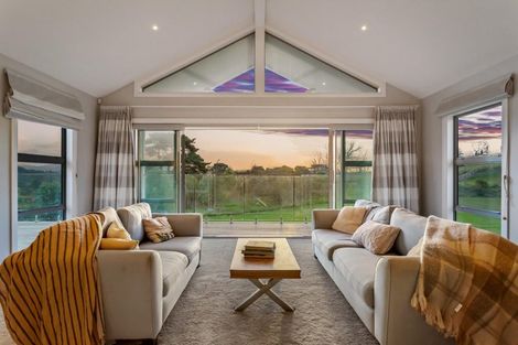 Photo of property in 252 Amreins Road, Taupaki, 0782
