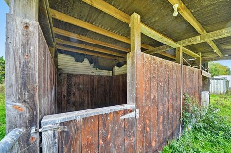 Photo of property in 1402 North Eyre Road, West Eyreton, Rangiora, 7475