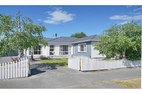 Photo of property in 82 Philpotts Road, Mairehau, Christchurch, 8052