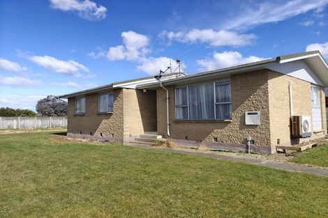 Photo of property in 54 Dunbeath Crescent, Kew, Invercargill, 9812