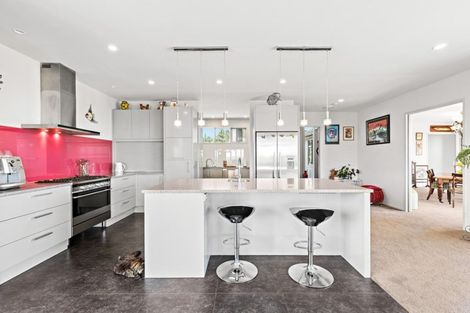 Photo of property in 288 Rimmer Road, Helensville, 0875