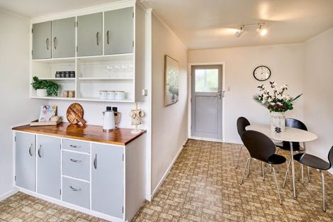 Photo of property in 61 Davidson Crescent, Tawa, Wellington, 5028