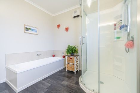Photo of property in 9 Hidden Lakes Avenue, Te Anau, 9600