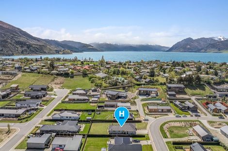 Photo of property in 7 Tomtit Crescent, Lake Hawea, Wanaka, 9382