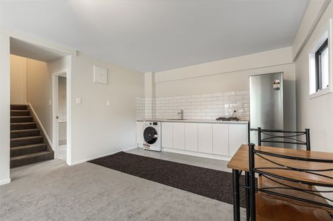 Photo of property in 4 Harford Place, Pakuranga Heights, Auckland, 2010
