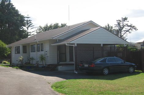 Photo of property in 32 Copley Street, New Lynn, Auckland, 0600
