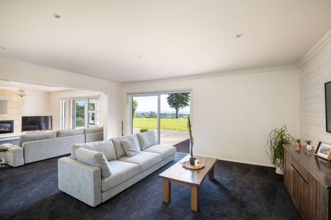 Photo of property in 171 Smart Road, Hillsborough, New Plymouth, 4372