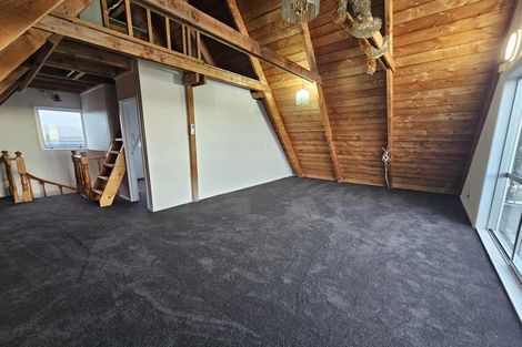 Photo of property in 19 Humphreys Grove, Titahi Bay, Porirua, 5022