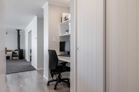 Photo of property in 33 Monarch Drive, Ashhurst, 4810