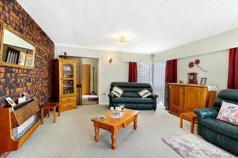 Photo of property in 43 Kentucky Way, Awapuni, Palmerston North, 4412
