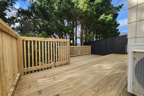 Photo of property in 6a Mossburn Grove, Kelson, Lower Hutt, 5010