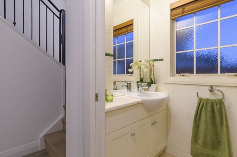 Photo of property in 121b Oceanview Road, Mount Maunganui, 3116