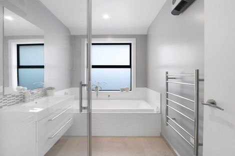 Photo of property in 12 Overton Place, Prebbleton, 7604