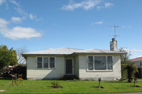 Photo of property in 3 Churchill Avenue, Wairoa, 4108