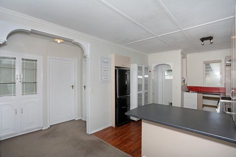 Photo of property in 21 Oxford Street, Marton, 4710