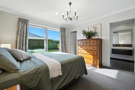 Photo of property in 18 Churchill Drive, Rangiora, 7400