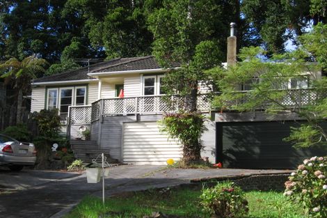 Photo of property in 58 Hollywood Avenue, Titirangi, Auckland, 0604