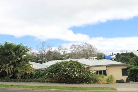 Photo of property in 19 Little John Drive, Bellevue, Tauranga, 3110