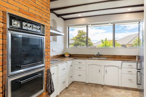 Photo of property in 16 Glover Crescent, Blenheim, 7201