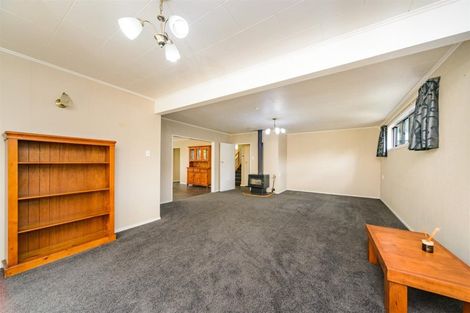 Photo of property in 36 Wanganui Road, Marton, 4710
