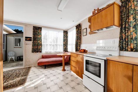 Photo of property in 44 Percy Avenue, Stratford, 4332