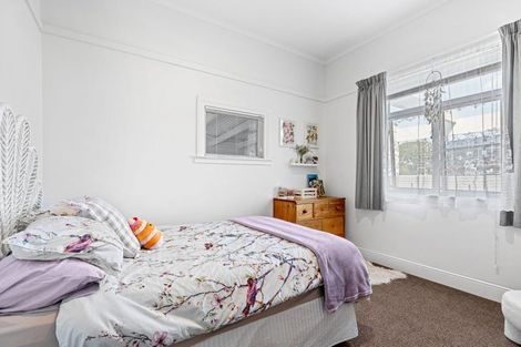 Photo of property in 131 Bath Street, Levin, 5510