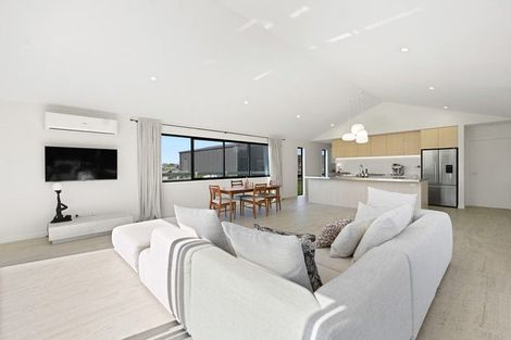 Photo of property in 15 Redwood Lane, Pirongia, 3802