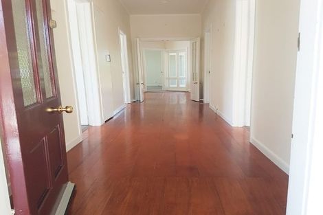 Photo of property in 1/12 Roslyn Terrace, Devonport, Auckland, 0624