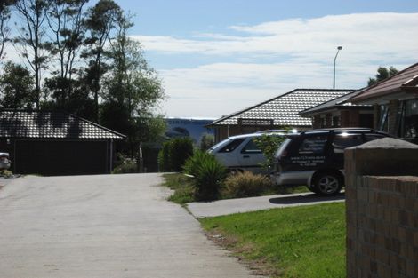 Photo of property in 10 Chipping Dale, Mangere Bridge, Auckland, 2022