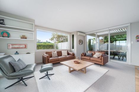 Photo of property in 21 Henry Hill Road, Taupo, 3330