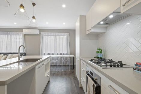 Photo of property in 47a Mangorei Road, Strandon, 4312