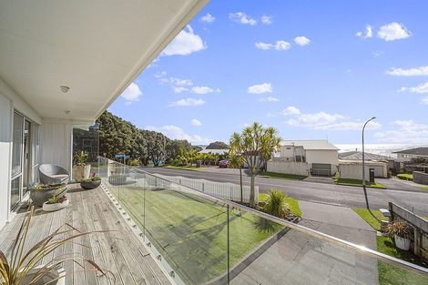 Photo of property in 2a Wanaka Terrace, Bell Block, New Plymouth, 4312