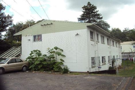 Photo of property in 56 Memorial Drive, Hamilton East, Hamilton, 3216