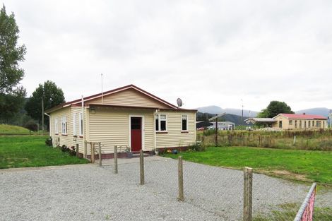 Photo of property in 24 Hattie Street, Reefton, 7830