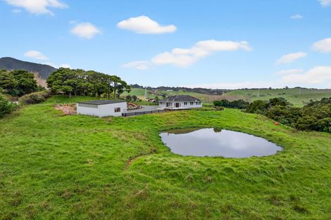 Photo of property in 109 Mountain Road, Maungaturoto, 0587