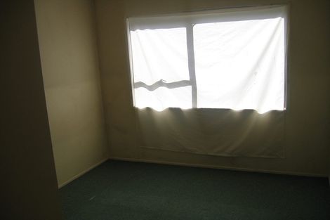 Photo of property in 21 Wattle Street, New Lynn, Auckland, 0600