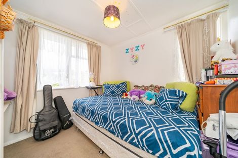 Photo of property in 33 Leicester Street, Cannons Creek, Porirua, 5024