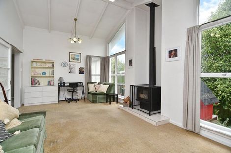 Photo of property in 2/1 Leeman Place, Redwood, Christchurch, 8051