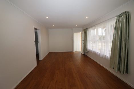 Photo of property in 2/95 Pakuranga Road, Pakuranga, Auckland, 2010