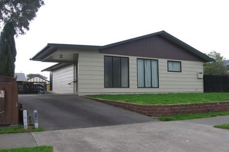 Photo of property in 28 Peter Hall Drive, Kelvin Grove, Palmerston North, 4414