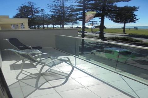 Photo of property in 435 Marine Parade, Napier South, Napier, 4110