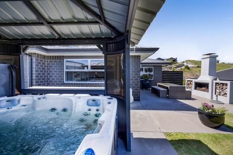 Photo of property in 8 Impact Avenue, Bell Block, New Plymouth, 4312