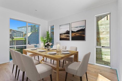 Photo of property in 15 Taikura Avenue, Red Beach, 0932