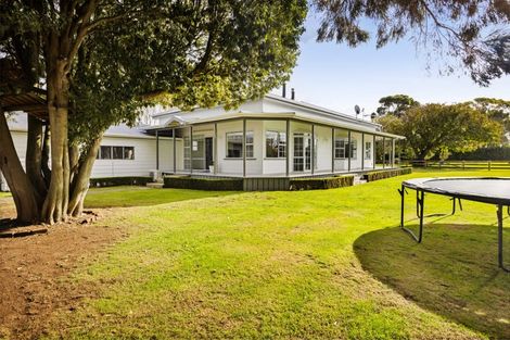 Photo of property in 14 Weld Street, Normanby, Hawera, 4614