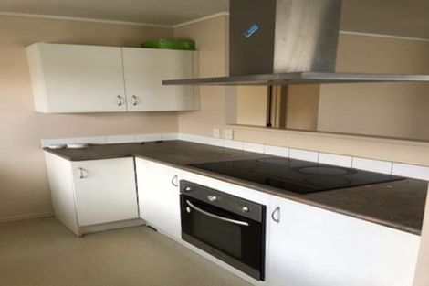 Photo of property in 172 Bruce Mclaren Road, Henderson, Auckland, 0612