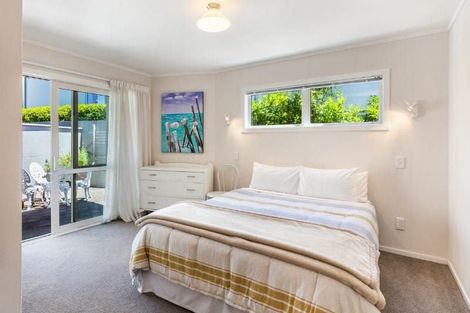 Photo of property in 112 Lake Terrace, Taupo, 3330