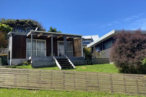 Photo of property in 17 Valhalla Drive, Beach Haven, Auckland, 0626